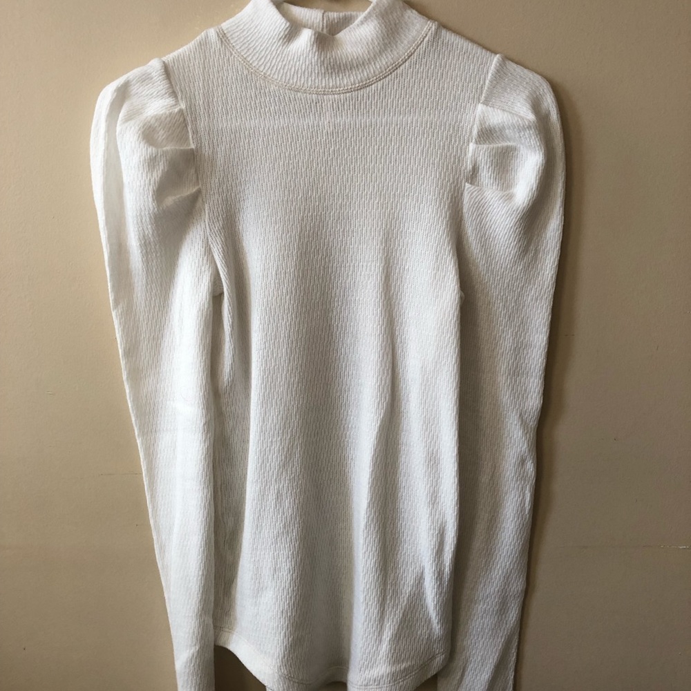 NWOT Free People XS Mock Neck Puff Sleeve Top